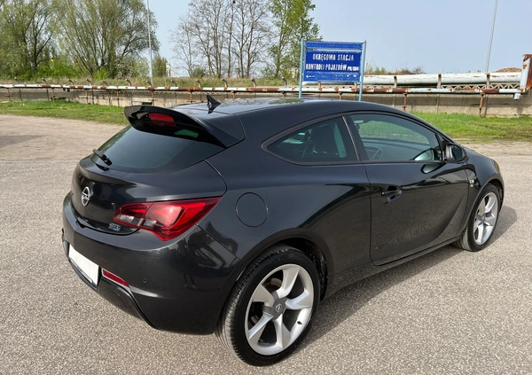 Opel Astra cena 26950 przebieg: 188000, rok produkcji 2012 z Konin małe 326